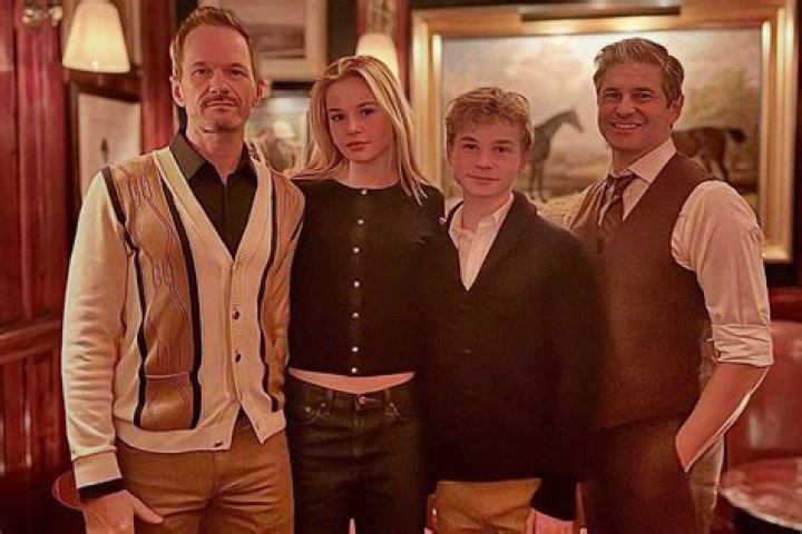 A Pic of Neil Patrick Harris's "Amy Winehouse Meat Tray" Resurfaced, and the Internet Hates It