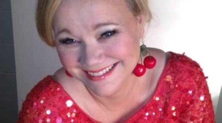 Caroline Rhea Height, Weight, Age, Family, Biography, Boyfriends |