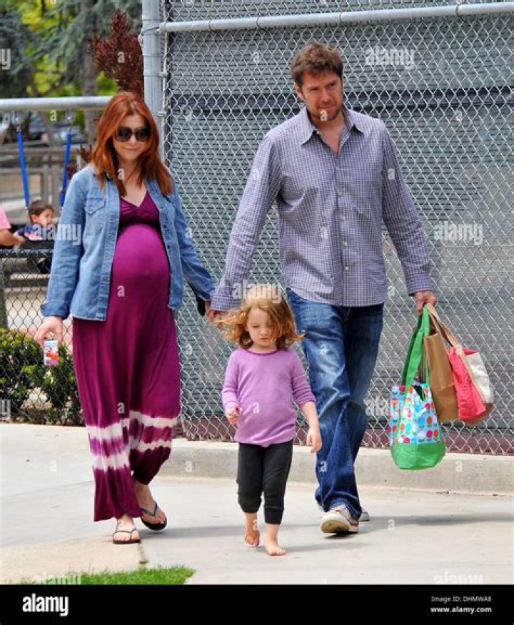 Is Alyson Hannigan Pregnant- Her Weight Gain And Husband Details Explored