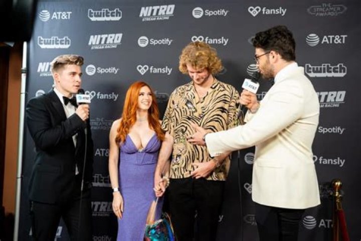 Is Amouranth collaborating with Yung Gravy and Dream? Ecstatic fans say 'sitting here waiting impati