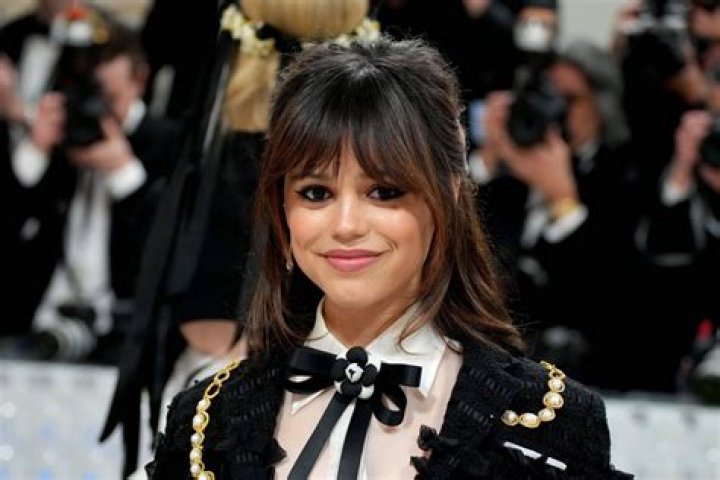 Mia Ortega Age, Birthday, Siblings, Height, Job, Soccer, Movies & TV Shows