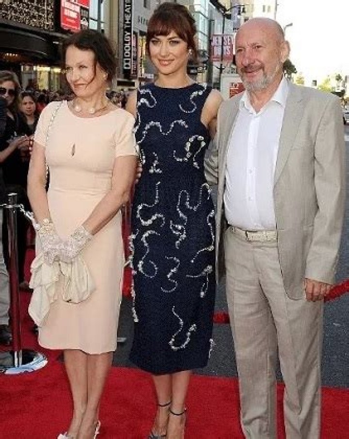 Olga Kurylenko Biography, Age, Height, Husband, Net Worth, Family