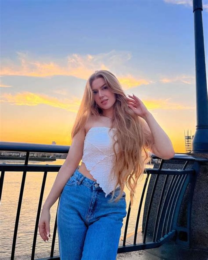 Tessa Bear Net Worth, Age, Height, Bio, Birthday, Wiki! ·