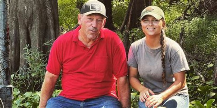 Who is Bernita Landry? Meet Troy from Swamp Peoples wife! Fri 19 March 2021 11:01 Celine