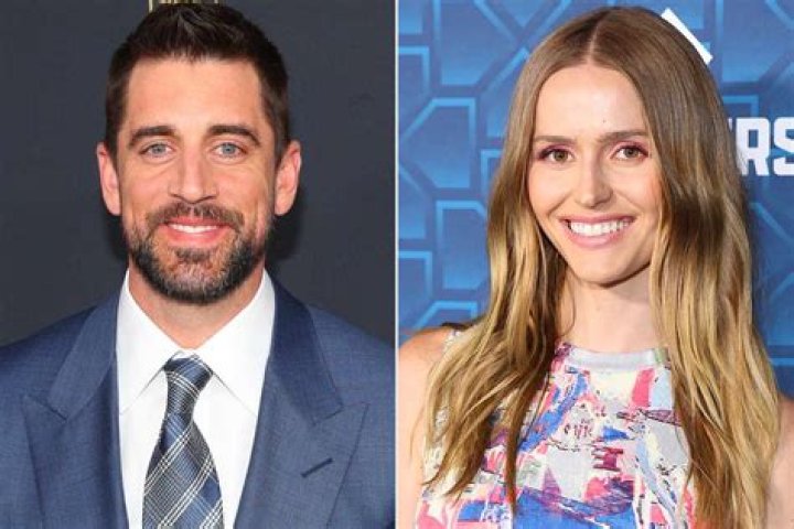 Who Is Blu Of Earth Real Name Charlotte Brereton Girlfriend Now Of Aaron Rodgers, Age, Photo, Instag