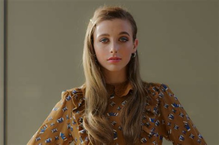 Who Is Emma Chamberlain? YouTube Star's Rise to Fame, Details ·