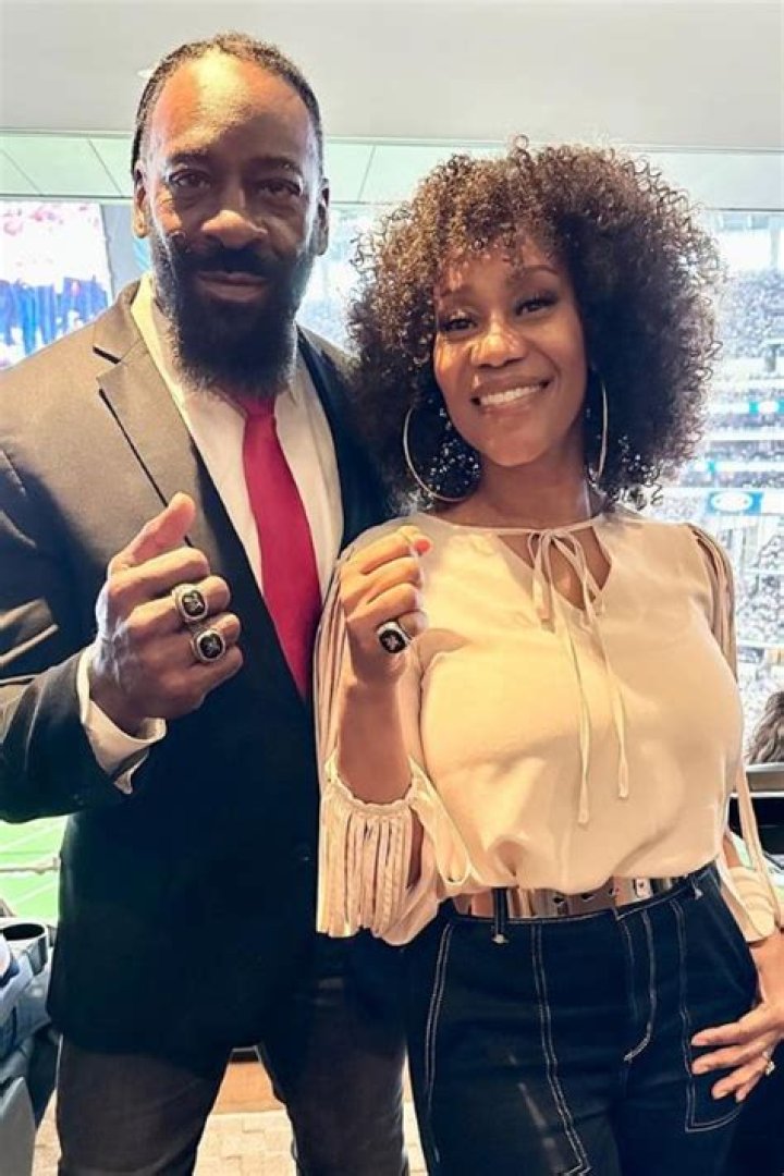 Who Is Sharmell Huffman, Booker T Wife? Married Life & Kids
